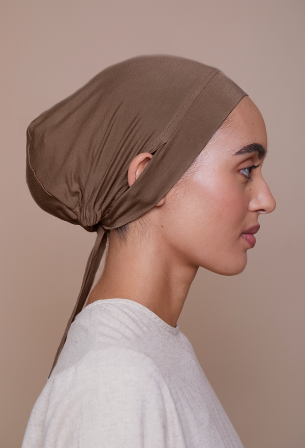 Ear-Slit Tie-Back Underscarf (Bamboo) Mocha