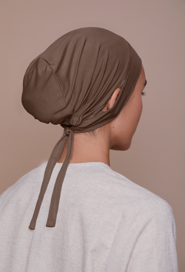 Ear-Slit Tie-Back Underscarf (Bamboo) Mocha